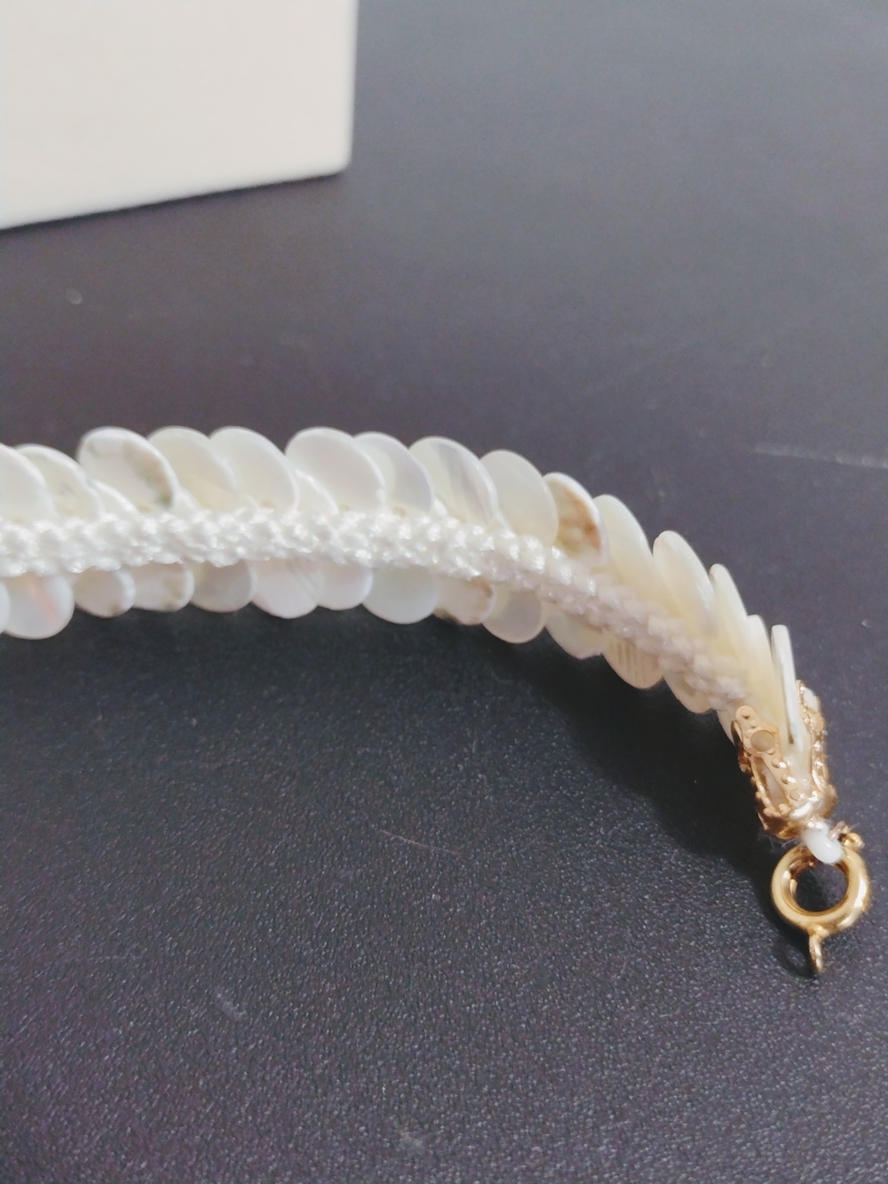 White Mother-of-Pearl Disc Bracelet - Women Jewelry - Picture 3 of 8